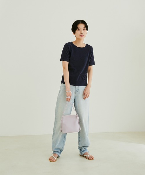 SALON adam et rope'（サロン アダム エ ロペ）の「【極上の肌ざわり】コンパクトクルーネックT -CreamyCotton /クリーミーコットン-（Tシャツ/カットソー・レディース・オレンジ/ホワイト系その他2/ピンク/オフホワイト/ブラック系その他/ライトグリーン・FREE）」の17枚目の写真