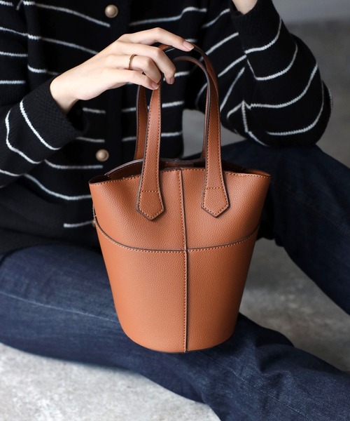 Riberry（リベリー）の「2WAYバケツバッグ（ハンドバッグ・レディース・ホワイト/ブラック/ブラウン/グレー/ベージュ/アイボリー・FREE）」の22枚目の写真