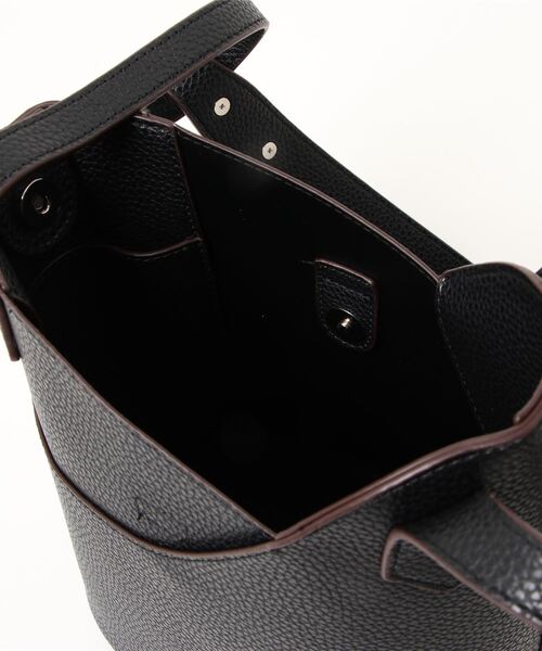 Riberry（リベリー）の「2WAYバケツバッグ（ハンドバッグ・レディース・ホワイト/ブラック/ブラウン/グレー/ベージュ/アイボリー・FREE）」の14枚目の写真