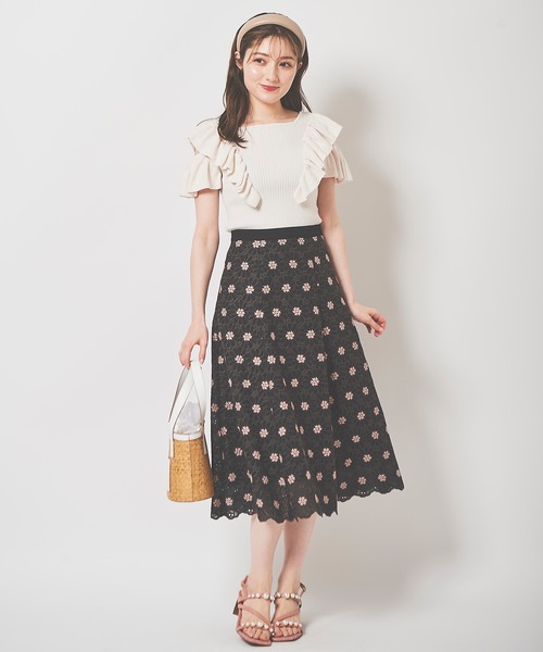 31 Sons de mode（トランテアン　ソン　ドゥ　モード）の「花柄刺繍スカート（スカート・レディース・ブラック/オフホワイト・38/36）」の6枚目の写真