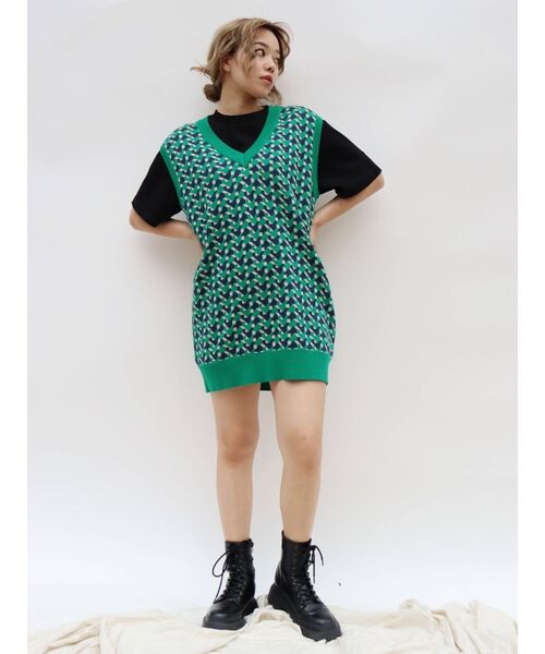 EVRIS（エヴリス）の「ルーズシルエットTEE（Tシャツ/カットソー・レディース・ホワイト/ブラック/グリーン・FREE）」の16枚目の写真