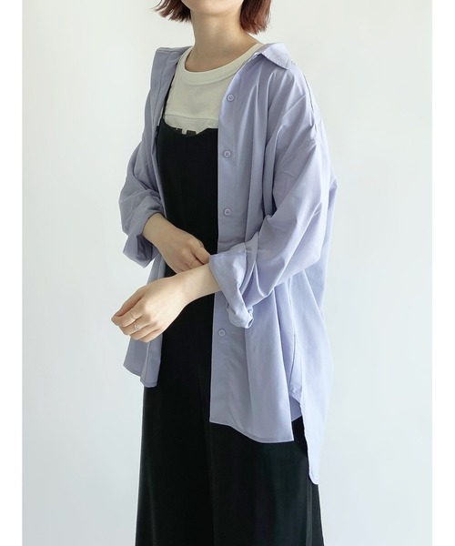 Samansa Mos2 blue（サマンサモスモスブルー）の「【接触冷感】マルチスタイルシャツ（シャツ/ブラウス・レディース・ホワイト/ネイビー/オフホワイト/サックスブルー/イエロー/ブルー/ラベンダー・MEDIUM/LARGE）」の5枚目の写真