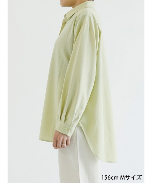 Samansa Mos2 blue（サマンサモスモスブルー）の「【接触冷感】マルチスタイルシャツ（シャツ/ブラウス・レディース・ホワイト/ネイビー/オフホワイト/サックスブルー/イエロー/ブルー/ラベンダー・MEDIUM/LARGE）」の13枚目の写真