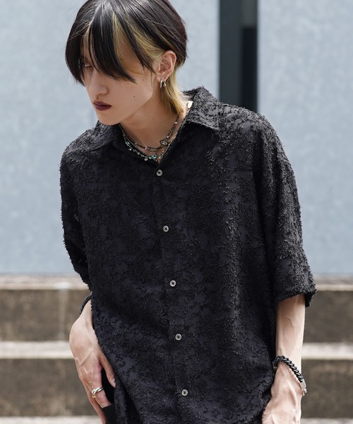 G.O.C(ジーオーシー)の「オーバーサイズ クラッシュド レース シャツ(シャツ/ブラウス・メンズ・ホワイト/ブラック/ホワイト系その他/ブラック系その他・MEDIUM/LARGE)」の3枚目の写真