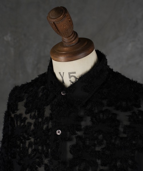 G.O.C(ジーオーシー)の「オーバーサイズ クラッシュド レース シャツ(シャツ/ブラウス・メンズ・ホワイト/ブラック/ホワイト系その他/ブラック系その他・MEDIUM/LARGE)」の6枚目の写真