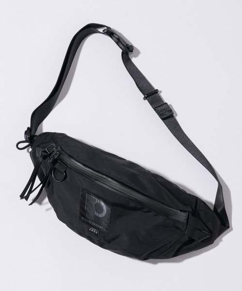PRESONE(プレゾン)の「AMOA×PRESONE ウエストバッグ(ボディバッグ/ウエストポーチ・メンズ・ブラック/ベージュ・ONESIZE)」の11枚目の写真