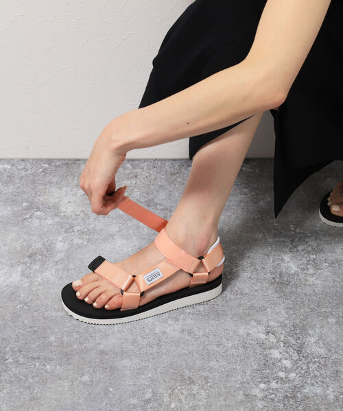 NOLLEY’S(ノーリーズ)の「【SUICOKE/スイコック】 DEPA-Cab(サンダル・レディース・ベージュ/サーモンピンク/ブラック・23/24)」の13枚目の写真