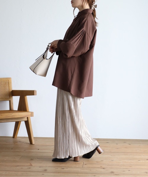 sakishimatokyo（サキシマトーキョー）の「【6色展開 】ボリューム袖 バックギャザーブラウス（シャツ/ブラウス・レディース・オフホワイト/ブラック/ピンク/ブラウン/グリーン/カーキ・FREE）」の18枚目の写真