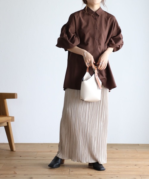 sakishimatokyo（サキシマトーキョー）の「【6色展開 】ボリューム袖 バックギャザーブラウス（シャツ/ブラウス・レディース・オフホワイト/ブラック/ピンク/ブラウン/グリーン/カーキ・FREE）」の19枚目の写真