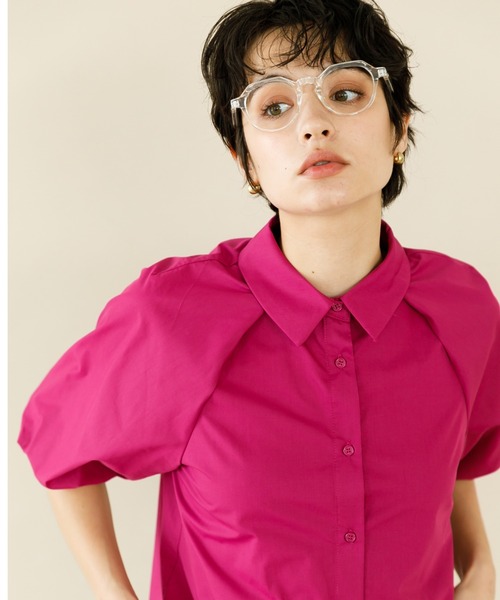 koe(コエ)の「シルキーブロード袖ボリュームブラウス*(シャツ/ブラウス・レディース・ピンク/ネイビー/グリーン/ホワイト・M)」の4枚目の写真