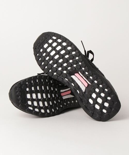 adidas（アディダス）の「ウルトラブースト 5 DNA ランニング スポーツウェア ライフスタイル / Ultraboost 5 DNA Running Sportswear Lifestyle / アディダス（レディース）（スニーカー・レディース・ブラック×ブラック・22.5cm/23.5cm/24.5cm/23.0cm/24.0cm/25.0cm）」の10枚目の写真