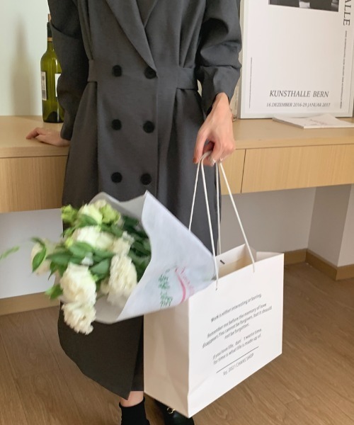 Banner Barrett（バナーバレット）の「袖タックロングテーラードジャケット（テーラードジャケット・レディース・ブラック/グレー/ライトカーキ・FREE）」の17枚目の写真