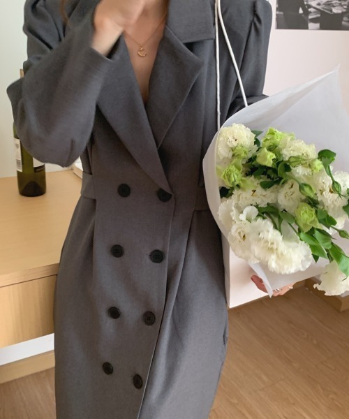 Banner Barrett（バナーバレット）の「袖タックロングテーラードジャケット（テーラードジャケット・レディース・ブラック/グレー/ライトカーキ・FREE）」の19枚目の写真