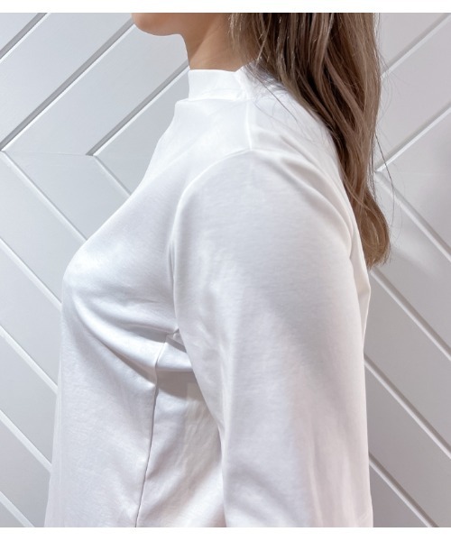 ayane(アヤン)の「【ayane/アヤン】メッセージロゴラインボトルネックカットソー(Tシャツ/カットソー・レディース・ホワイト/ブラック・FREE)」の18枚目の写真