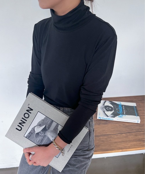 feepur（フェピュール）の「ニットソーハイネックプルオーバー（Tシャツ/カットソー・レディース・ブラック/ブラウン/オフホワイト/杢グレー・MEDIUM）」の3枚目の写真