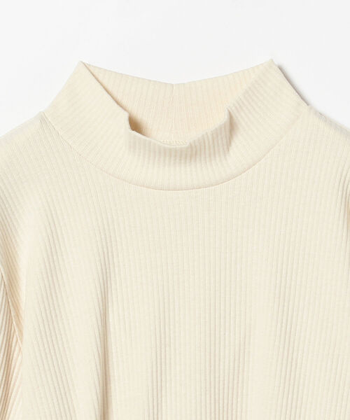 Ray BEAMS(レイビームス)の「RBS / シャーリング カフス ハイネック トップス(Tシャツ/カットソー・レディース・ブラック/ホワイト系その他6・ONE SIZE)」の14枚目の写真