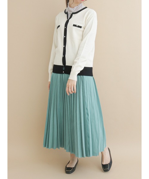 Te chichi（テチチ）の「ポケットデザインクルーネックカーディガン（カーディガン/ボレロ・レディース・ブラック/ネイビー/オフホワイト・ﾌﾘ-）」の10枚目の写真