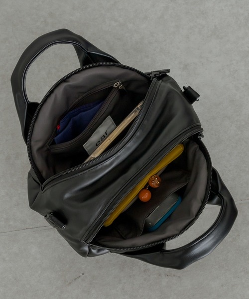 未使用級✨イアパピヨネ まんまるボストンバッグ Lサイズ ブラック