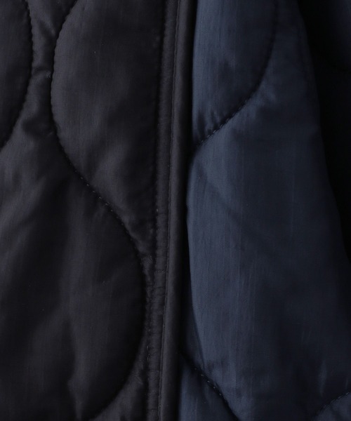 yuw（ユウ）の「リバーシブルバイカラーキルティングコート　168225（ミリタリージャケット・レディース・ブラック/カーキ・FREE）」の5枚目の写真