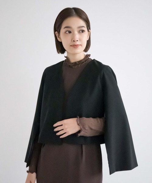 kaene（カエン）の「ケープジャケット（その他アウター・レディース・ブラック・34/36/38）」の6枚目の写真