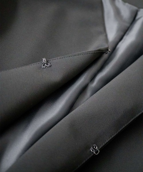 kaene（カエン）の「ケープジャケット（その他アウター・レディース・ブラック・34/36/38）」の8枚目の写真