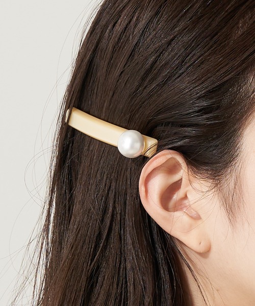 Chico（チコ）の「【2023SS】ビックパール付バレッタ（バレッタ/ヘアクリップ・レディース・ブラウン/アイボリー/ブラック・FREE）」の4枚目の写真