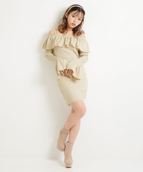 Diable baiser(ディアブルベーゼ)の「パールフリルタイトワンピース(ワンピース・レディース・ブラック/ベージュ・MEDIUM/X-LARGE/LARGE)」の12枚目の写真