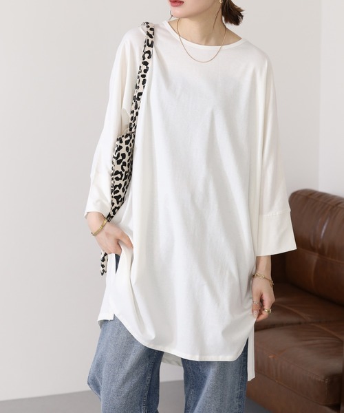 atONE（アットワン）の「atONE ラウンドネックロングTシャツ 七分袖（Tシャツ/カットソー・レディース・グレイッシュベージュ/ブラック/オフホワイト・M-L/LL～3L/4L～5L）」の2枚目の写真