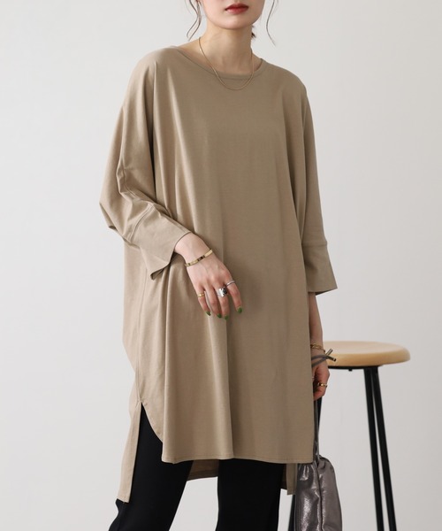 atONE（アットワン）の「atONE ラウンドネックロングTシャツ 七分袖（Tシャツ/カットソー・レディース・グレイッシュベージュ/ブラック/オフホワイト・M-L/LL～3L/4L～5L）」の8枚目の写真