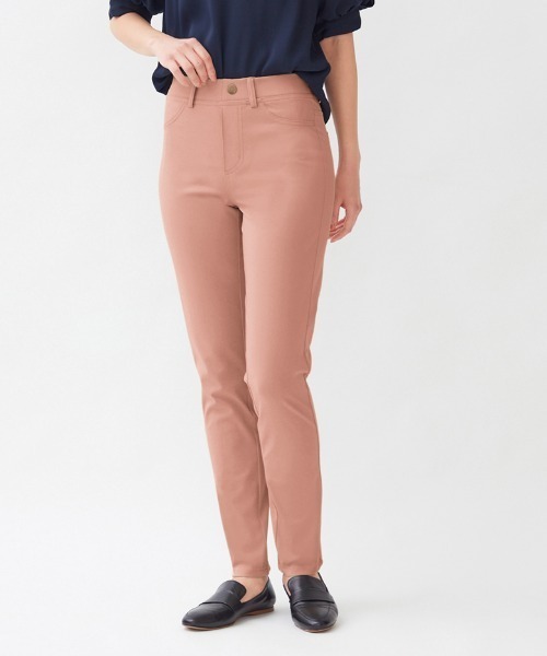 Tuche(トゥシェ)の「Tuche/トゥシェ ストレッチパンツ スキニースタイル ライトテックストレッチ フルレングス丈(その他パンツ・レディース・ブラック/ネイビー/オフホワイト/サンドベージュ/グリーン系その他/ピンク系その他/オレンジ系その他/ライトグリーン/ピンク/カーキ/グレー・MEDIUM/LARGE/X-LARGE/L~LL)」の10枚目の写真