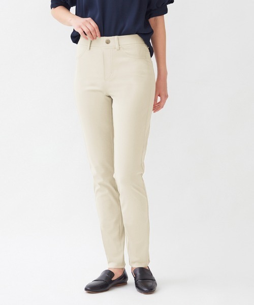 Tuche(トゥシェ)の「Tuche/トゥシェ ストレッチパンツ スキニースタイル ライトテックストレッチ フルレングス丈(その他パンツ・レディース・ブラック/ネイビー/オフホワイト/サンドベージュ/グリーン系その他/ピンク系その他/オレンジ系その他/ライトグリーン/ピンク/カーキ/グレー・MEDIUM/LARGE/X-LARGE/L~LL)」の2枚目の写真