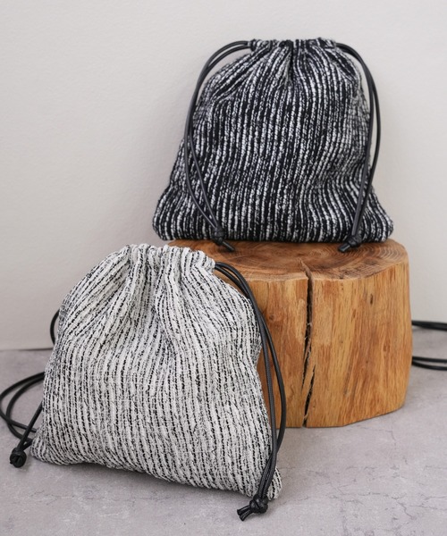 IAMUSE(アイアミューズ)の「2WAY巾着ショルダーバッグ スパンコール/ツイード S0925【IAMUSE】(ショルダーバッグ・レディース・ブラック/マルチ/ブラック系その他/アイボリー系・FREE)」の9枚目の写真