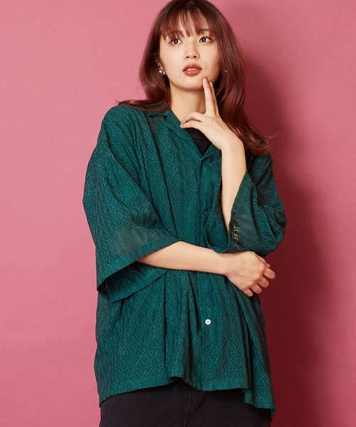 MEMENTISM（メメントイズム）の「ビッグシルエット レースシャツ　シアーシャツ（シャツ/ブラウス・メンズ・ホワイト/ブラック/ホワイト系4/ブラック系3/グリーン系2/ブラウン/その他1/ホワイト系3/ブラック系2/ブラック系4/ブルー/チャコールグレー/ホワイト系2/ブラウン系2/グレイッシュベージュ/ライトグリーン/オレンジ/ライトグレー/ライトブルー/ネイビー/グレー系2/ブルー系2/スミクロ/グリーン/ホワイト×グレー/ライトグレー系1/その他10/その他15/ブラック系5/ブラック系6/ブラック×グレー/インディゴブルー/イエロー系1・FREE）」の21枚目の写真