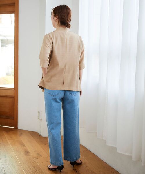 le.coeur blanc(ルクールブラン)の「タンブラーブッチャーハーフスリーブジャケット(テーラードジャケット・レディース・ベージュ/ネイビー・38)」の5枚目の写真
