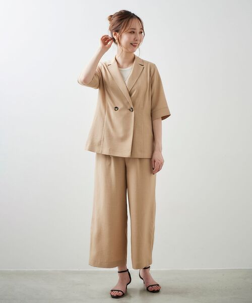 le.coeur blanc(ルクールブラン)の「タンブラーブッチャーハーフスリーブジャケット(テーラードジャケット・レディース・ベージュ/ネイビー・38)」の7枚目の写真