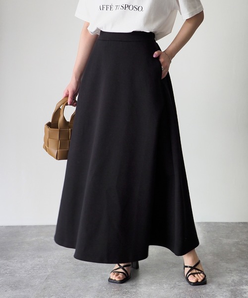 Riberry（リベリー）の「ダンボールフレアスカート（スカート・レディース・ブラック/アイボリー・FREE）」の3枚目の写真