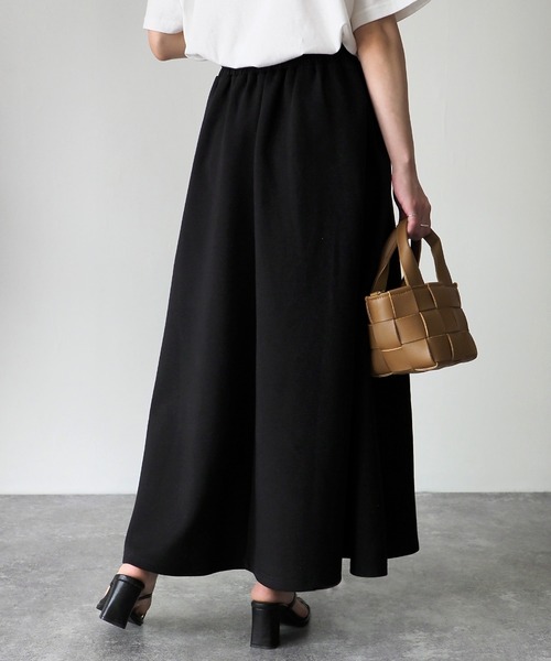 Riberry（リベリー）の「ダンボールフレアスカート（スカート・レディース・ブラック/アイボリー・FREE）」の6枚目の写真