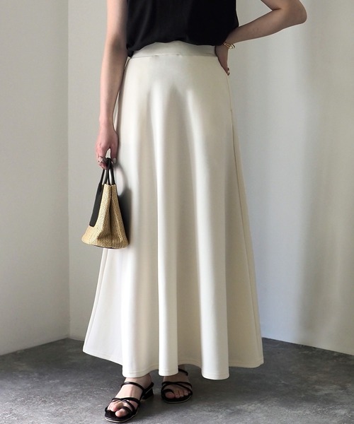 Riberry（リベリー）の「ダンボールフレアスカート（スカート・レディース・ブラック/アイボリー・FREE）」の21枚目の写真