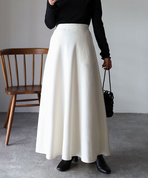 Riberry（リベリー）の「ダンボールフレアスカート（スカート・レディース・ブラック/アイボリー・FREE）」の19枚目の写真