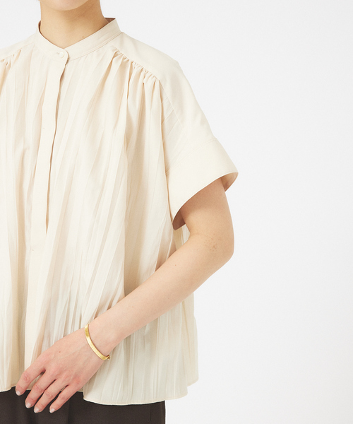 qualite（カリテ）の「プリーツTブラウス（シャツ/ブラウス・レディース・ブラック/ベージュ/ホワイト・フリー）」の10枚目の写真