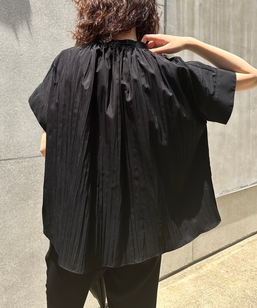 qualite（カリテ）の「プリーツTブラウス（シャツ/ブラウス・レディース・ブラック/ベージュ/ホワイト・フリー）」の19枚目の写真