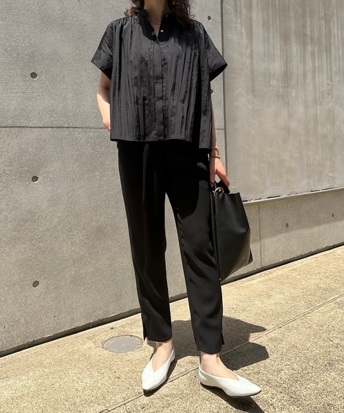 qualite（カリテ）の「プリーツTブラウス（シャツ/ブラウス・レディース・ブラック/ベージュ/ホワイト・フリー）」の20枚目の写真