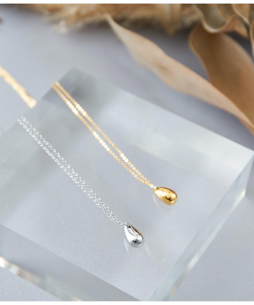 Settimissimo(セッティミッシモ)の「金属アレルギー対応ステンレスニュアンスドロップネックレス(ネックレス・レディース・シルバー/ゴールド・FREE)」の8枚目の写真