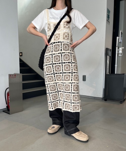 nemne store(ネンネストア)の「《Delfy》かぎ針編みキャミワンピース(ワンピース・レディース・アイボリー/ブラック・フリー)」の16枚目の写真