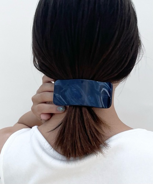 tone（トーン）の「【Kukulu TOKYO】スクエア サイド バンスクリップ（バレッタ/ヘアクリップ・レディース・ブラウン系その他/ベージュ系その他/ブルー系その他/レッド系その他・FREE）」の9枚目の写真