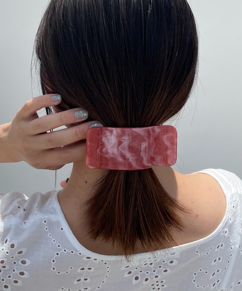 tone（トーン）の「【Kukulu TOKYO】スクエア サイド バンスクリップ（バレッタ/ヘアクリップ・レディース・ブラウン系その他/ベージュ系その他/ブルー系その他/レッド系その他・FREE）」の12枚目の写真