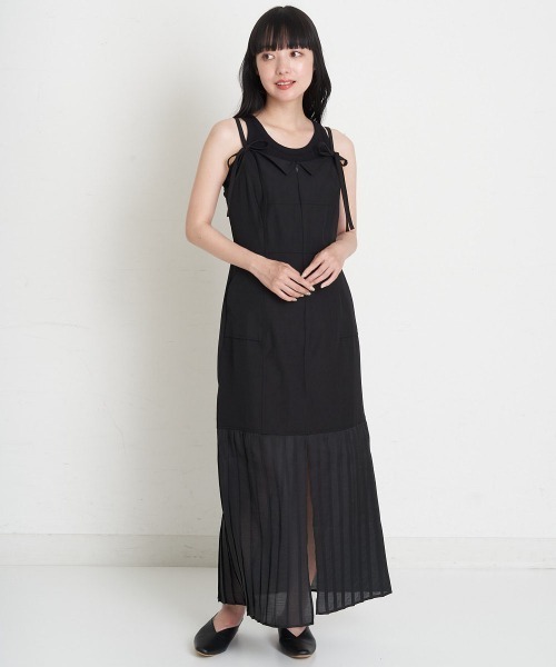 A de a.v.v（アードアー・ヴェ・ヴェ）の「麻ライクバックオープンプリーツドッキングキャミワンピ（ワンピース・レディース・アイボリー/ブラック・SMALL/MEDIUM）」の15枚目の写真
