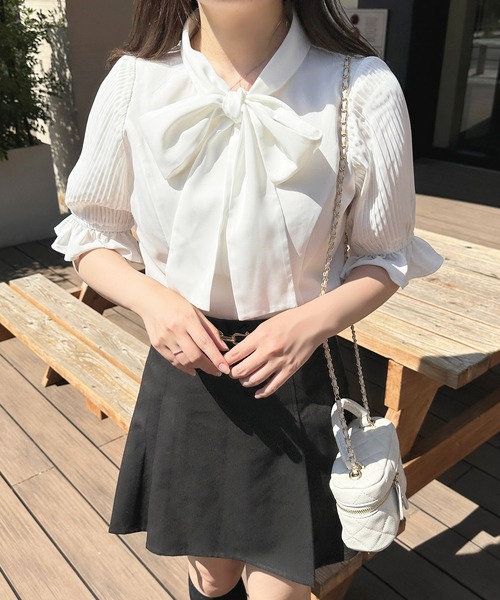 apres jour(アプレジュール)の「プリーツスリーブボウタイブラウス【ZOZOTOWN限定アイテム】(シャツ/ブラウス・レディース・サックスブルー/オフホワイト/ブラック・フリー/X-LARGE)」の5枚目の写真