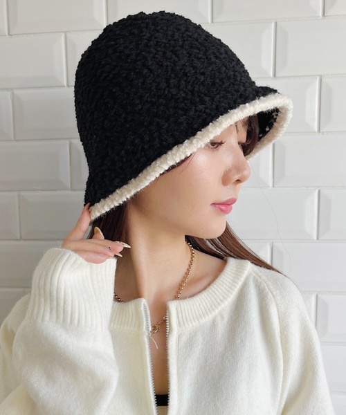CLEA(クレア)の「ラインモチーフボアバケットハット(ハット・レディース・ベージュ系その他/ベージュ/ブラック/アイボリー・FREE)」の2枚目の写真