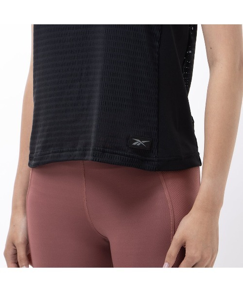 Reebok（リーボック）の「パーフォレイティド タンクトップ / Perforated Tank Top（タンクトップ・レディース・インディゴブルー/ブラック・X-LARGE/MEDIUM/SMALL/LARGE/X-SMALL）」の13枚目の写真